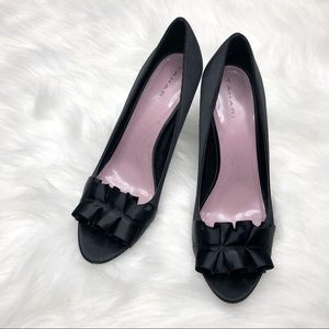 Tahari Women’s Black Satin Pumps